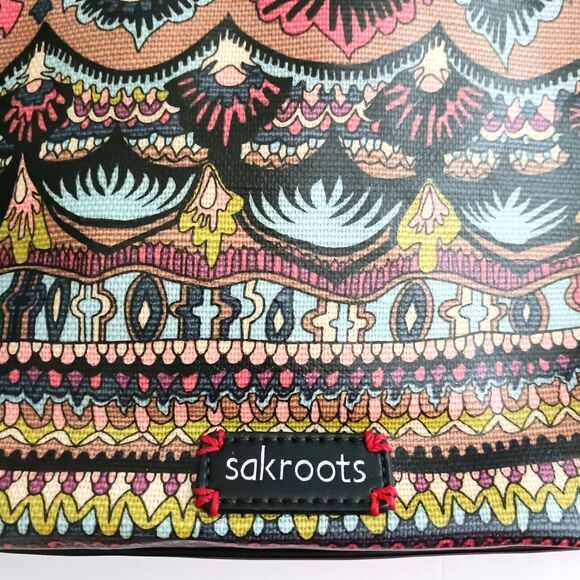 Sakroots Artists Circle Flat Lg Crossbody Bag Multicolor Coated Canvas Blk Strap - Picture 2 of 8